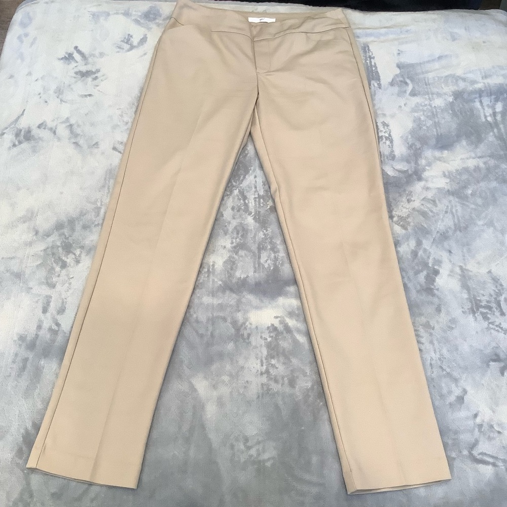 UPL Pull on stretchy Pants